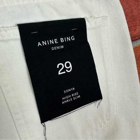 NWT Anine Bing Sonya Jeans In Off-White - Picture 8 of 13